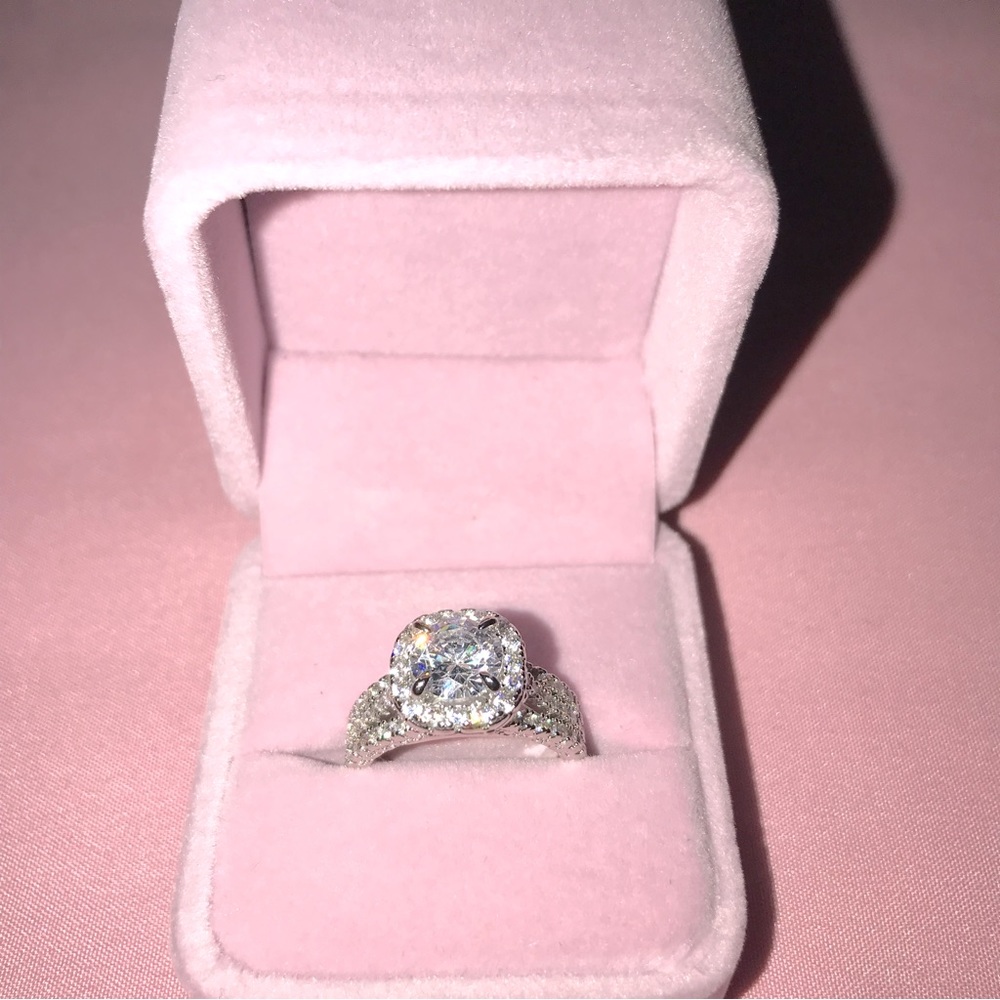 🌷Beautiful Wedding Ring Size 8